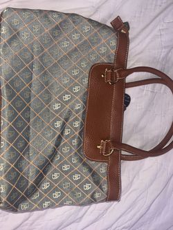 Dooney & Bourke purse