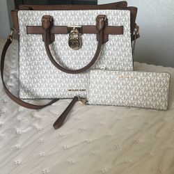 Michael Kors Purse And Wallet