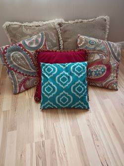 Set of 6 Decorative Throw Pillows