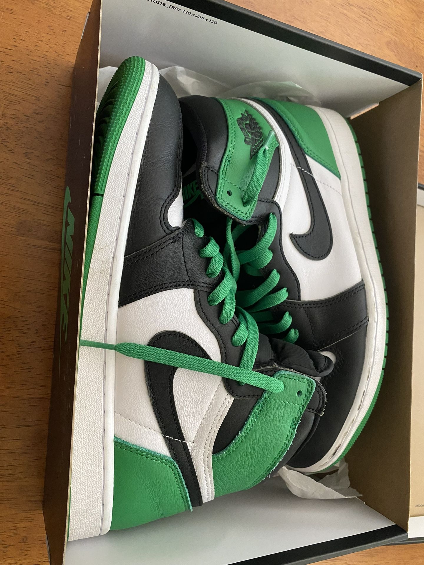Jordan 1 Retro High OG Lucky Green