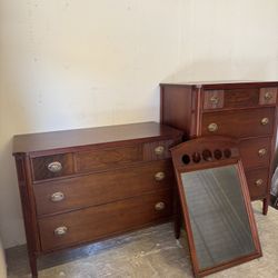 Cherry Wood Dresser Set