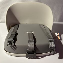 Oxo Tot Perch Booster Seat (1 of 2)