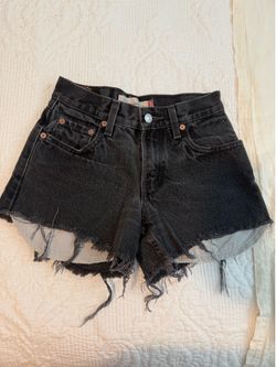 Black Levi Shorts SIZE 25