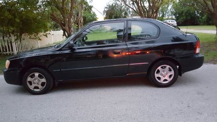 2001 Hyundai Accent RUNS PERFECT COLD A/C!