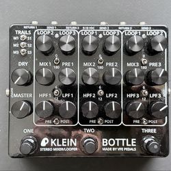 VFE Pedals — Klein Bottle Stereo — Looper / Filter / Feedbacker