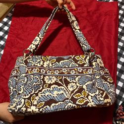 VERA BRADLEY.......Medium Purse