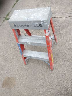 Louisville 3 step ladder $65 yes I still have it