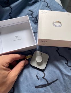 Oura ring 4 size 10 Gold