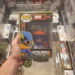 Funko Pop! Marvel Captain America Blacklight (Special Edition) 648