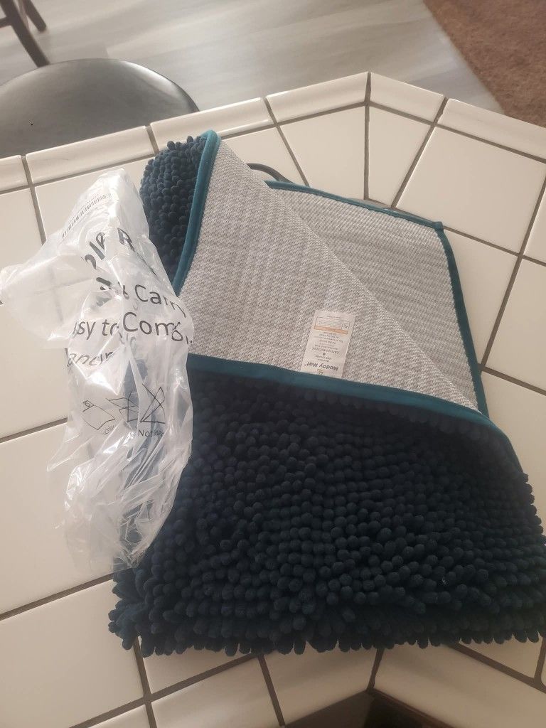 Muddy Mat Washable Rug Atlantic Blue comes brand new in package (Read Description)