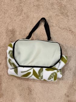 6.5 Ft * 5.5 Ft Picnic Mat 