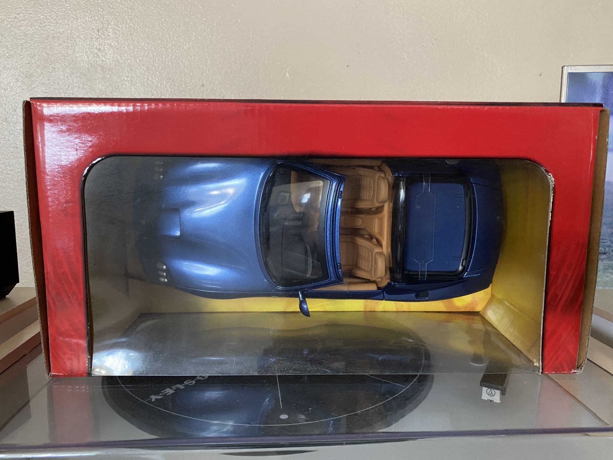 Hot Wheels Ferrari Superamerica 1:18