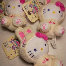 Hello Kitty bunny keychains new $7 each must pick up in Edinburg no holds