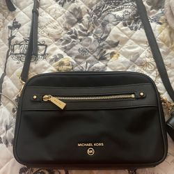 Michael Kors Crossbody