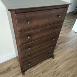 5 Drawer Dresser