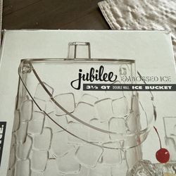 Jubilee Embossed Ice Bucket