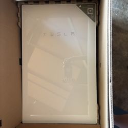 Tesla gateway 2