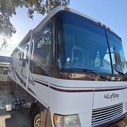 Monaco La Palma Motorhome RV Low Mileage Fully Renovated