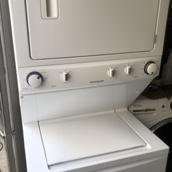 Frigidaire Laundry Center Washer and Gas Dryer Combo
