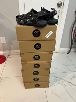 Cycling deal unisex shoes new asking $25 for pair thanks