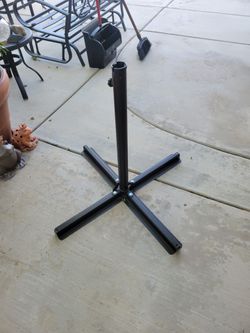 Black Metal Patio Umbrella Stand Base