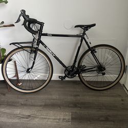 Surly Pack Rat 650b Hi Viz Black 54cm for Sale in Pasadena CA