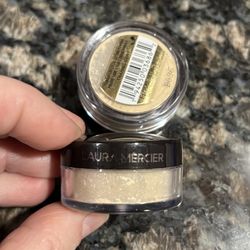 NEW LAURA MERCIER TRANSLUCENT SETTING POWDER MINI $5!!