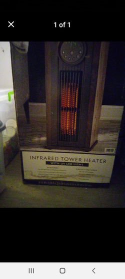 Infrared tower heater with UV light