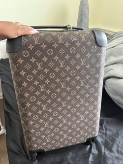Louis Vuitton Luggage 
