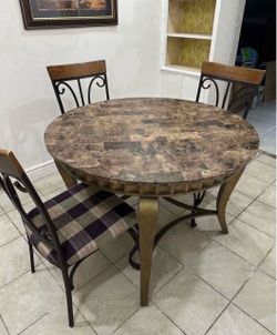 Dining set