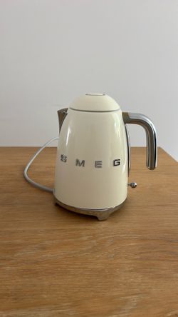 Smeg Electric Kettle Cream - Good Condition