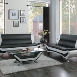 BRAND NEW SOFA+LOVESEAT +COFFEE TABLE