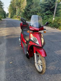TNG 150cc Scooter
