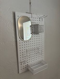 Organizer + Mirror & Storage Baskets