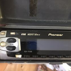 Rijden dwaas vanavond Pioneer Mosfet 50wx4 faceplate and case for Sale in Philadelphia, PA -  OfferUp