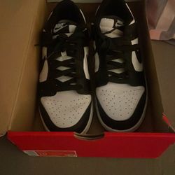 Nike Dunks Size 10