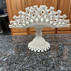 Vintage Westmoreland Milk Glass Open Lattice Edge Banana Fruit Stand / Bowl on a Pedestal.  Size approximately 11 1/4 wide and 8 1/4 inches tall.  Pre
