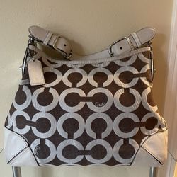 Coach Signature Handbag Look New $65