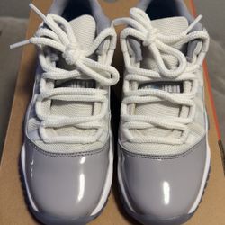 Jordan 11 Retro Low ‘Cool grey’  Sz 4.5Y 