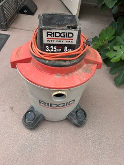 Rigid 8 gal shop vac