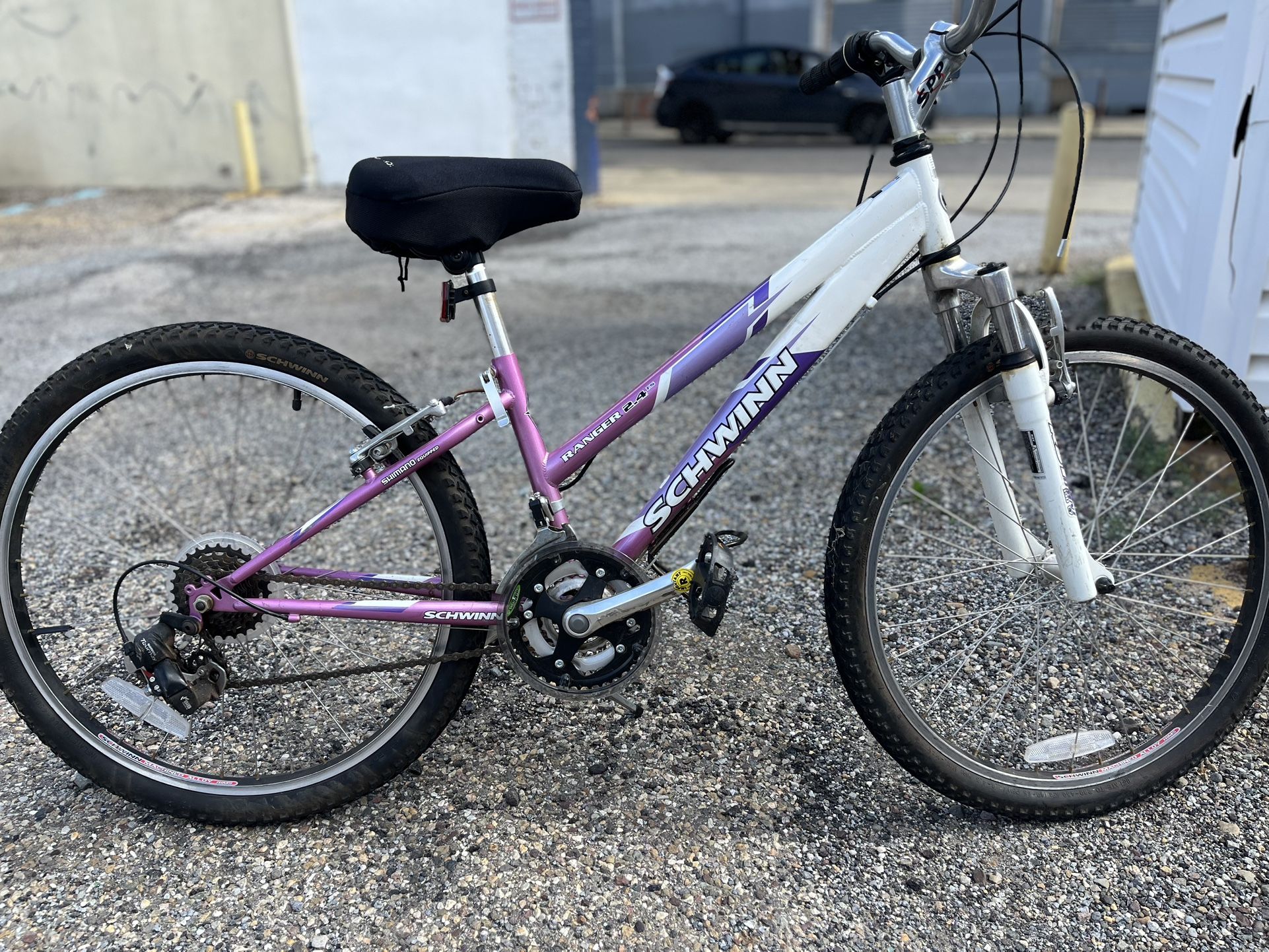 SCHWINN Mountain Bike 24 Inch