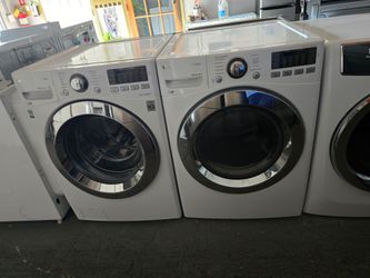 LG Front Load Washer and Dryer Set