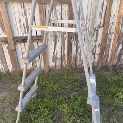 Above Ground Pool Ladder 