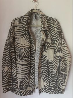Smash Long Sleeve Jacket -Zebra print  . Size M