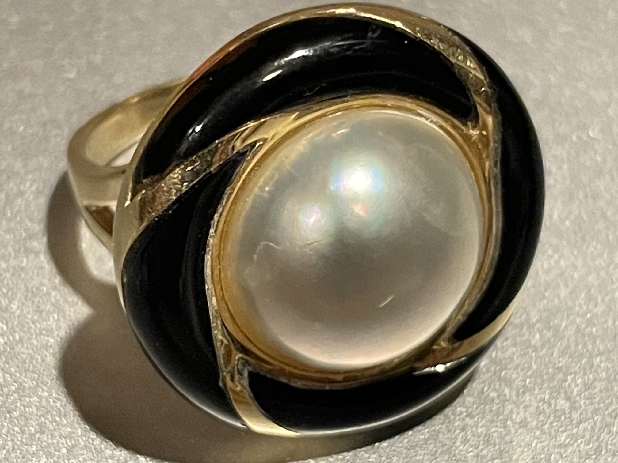 14k Gold Mabe Pearl Onyx Ring 7.9 Grams  Sz 7 