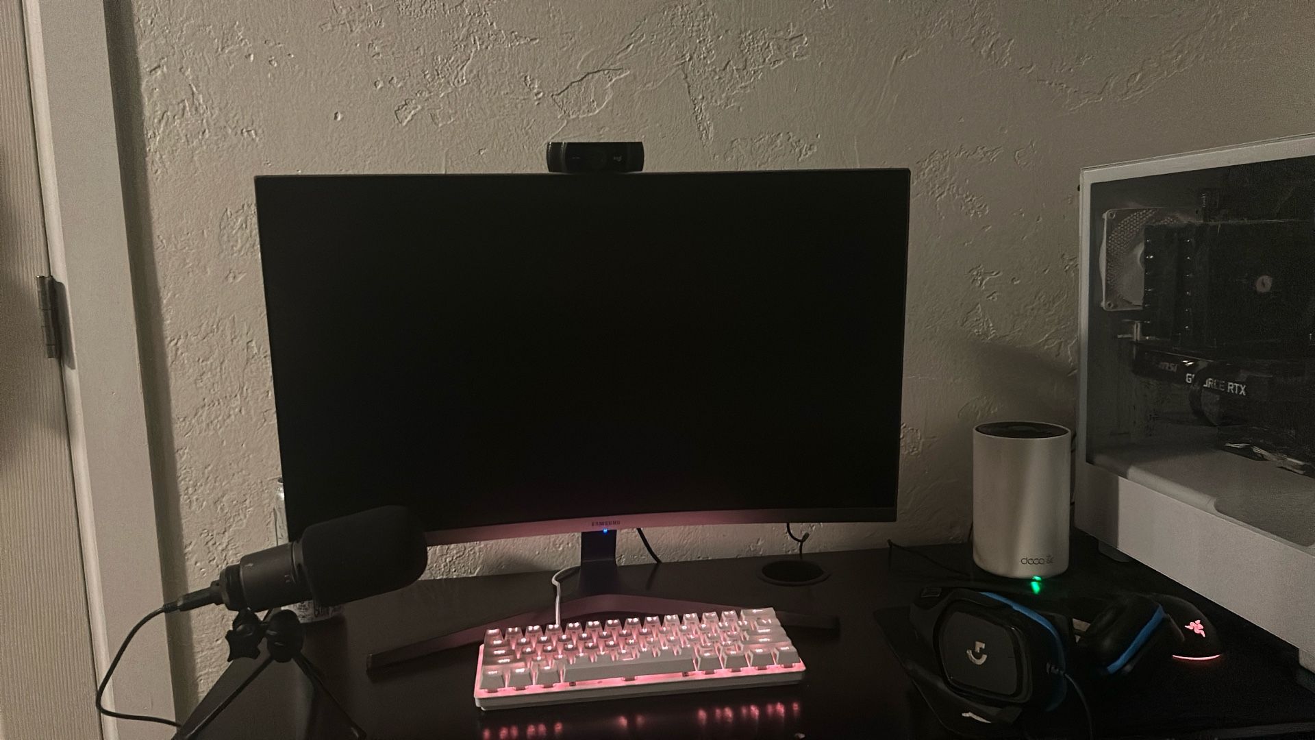 samsung crg5 gaming monitor 240hz 1080p 27”
