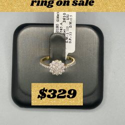 18 Kt Gold And Diamond Ring On Sale