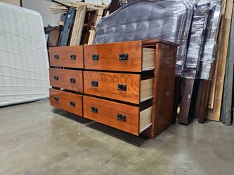 Dresser Solid wood