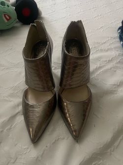 Women’s shoes