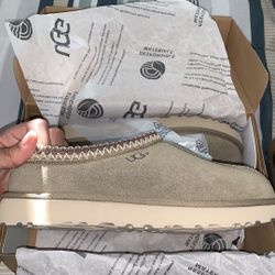Brand New Uggs, Good Condition.